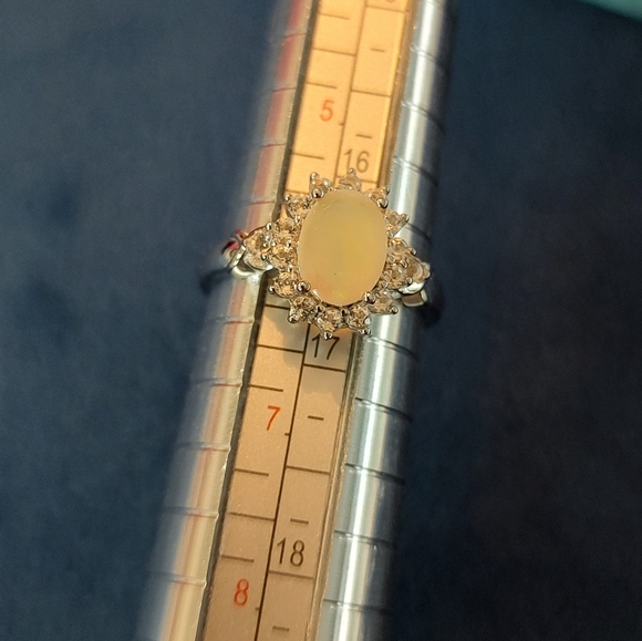 Natural Ethiopian White Opal Ring - Picture 10 of 10